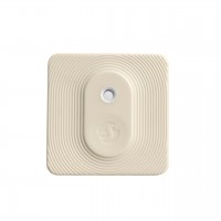 Shelly · Plug & Play · "Blu H&T Ivory" · Temperatur- & Feuchtigkeitssensor · Bluetooth... Shelly · Plug & Play · "Blu H&T Ivory" · Temperatur- & Feuchtigkeitssensor · Bluetooth · Batterie · Hellbeige