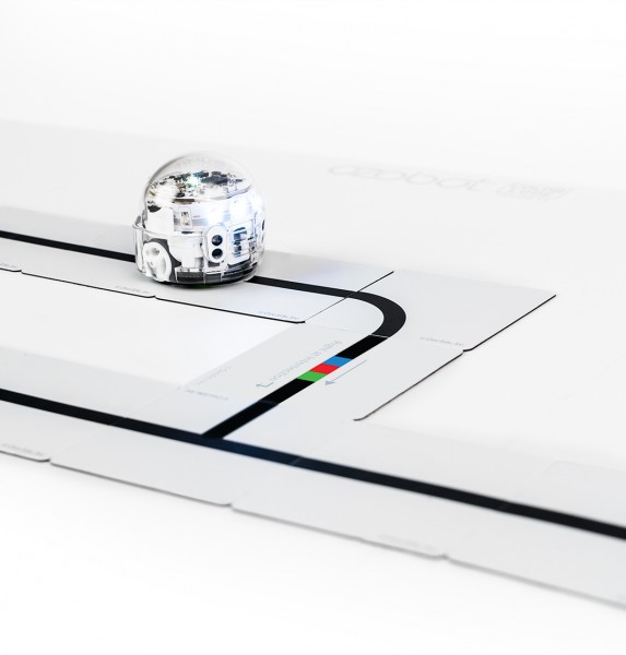 Ozobot MINT Basis Set Magnetische Farbcode Kacheln "Color Code Magnets Base Kit"